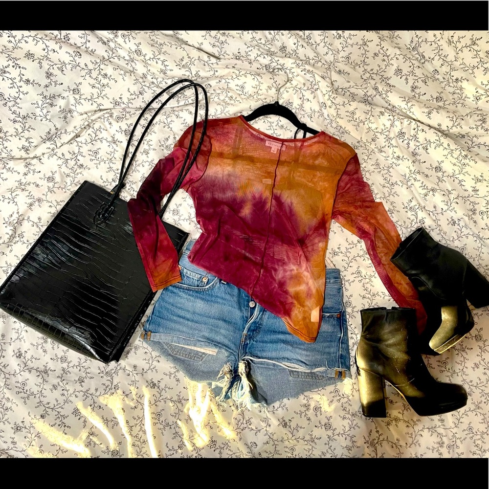 Long sleeve mesh top